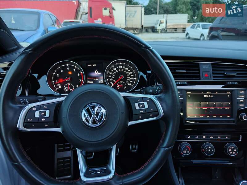 Хетчбек Volkswagen Golf GTI 2020 в Запоріжжі