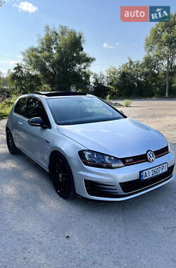 Хетчбек Volkswagen Golf GTI 2015 в Києві