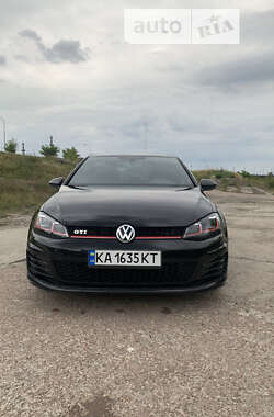 Хетчбек Volkswagen Golf GTI 2014 в Києві