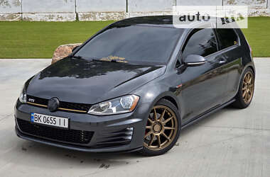 Хэтчбек Volkswagen Golf GTI 2014 в Луцке