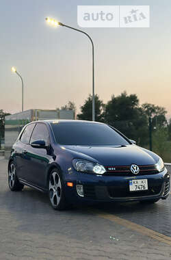 Хэтчбек Volkswagen Golf GTI 2011 в Киеве