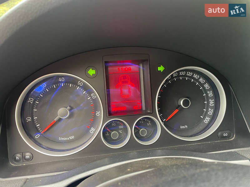 Хетчбек Volkswagen Golf GTI 2005 в Ковелі