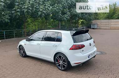 Хетчбек Volkswagen Golf GTI 2017 в Кривому Розі