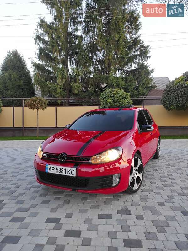 Хэтчбек Volkswagen Golf GTI 2012 в Запорожье