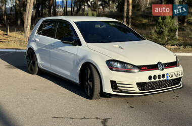 Хетчбек Volkswagen Golf GTI 2015 в Києві