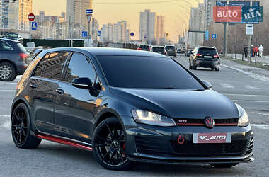 Хетчбек Volkswagen Golf GTI 2016 в Києві