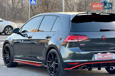 Хетчбек Volkswagen Golf GTI 2016 в Києві