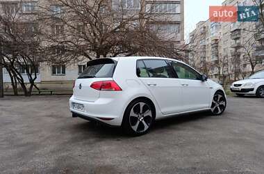 Хетчбек Volkswagen Golf GTI 2017 в Києві