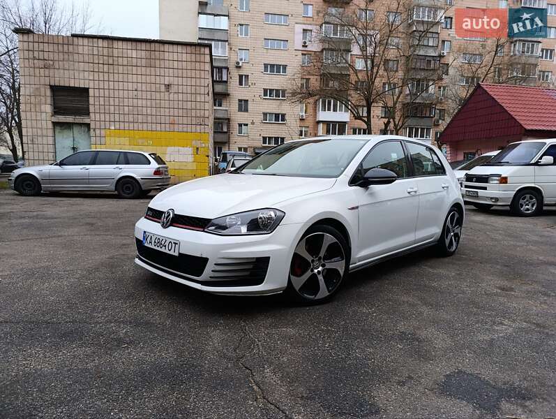 Volkswagen Golf GTI 2017