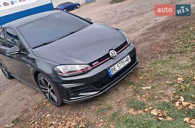 Хетчбек Volkswagen Golf GTI 2016 в Первомайську