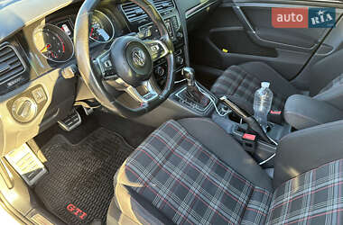 Хэтчбек Volkswagen Golf GTI 2015 в 