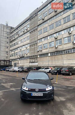 Хэтчбек Volkswagen Golf GTI 2013 в Киеве