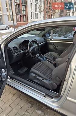 Хэтчбек Volkswagen Golf GTI 2006 в Белогородке