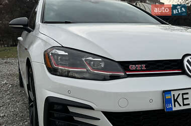 Хетчбек Volkswagen Golf GTI 2020 в Дніпрі