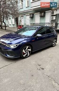 Хэтчбек Volkswagen Golf GTI 2021 в Киеве