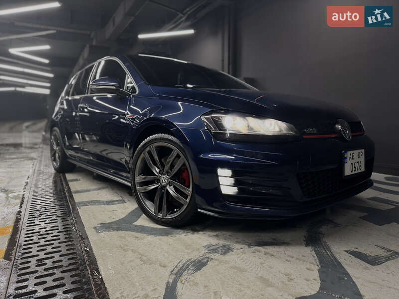Volkswagen Golf GTI 2015