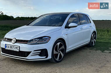 Хетчбек Volkswagen Golf GTI 2020 в Києві