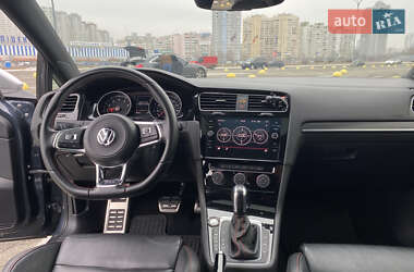 Хэтчбек Volkswagen Golf GTI 2020 в 