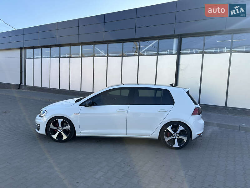 Хэтчбек Volkswagen Golf GTI 2015 в Пирятине