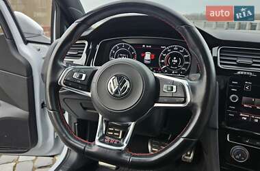 Хэтчбек Volkswagen Golf GTI 2018 в 