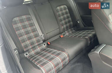 Хэтчбек Volkswagen Golf GTI 2015 в 