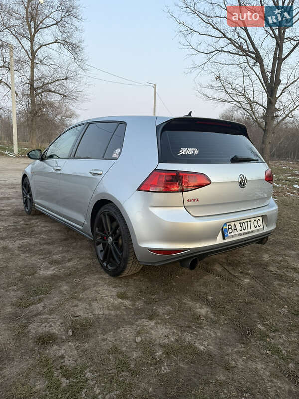 Хетчбек Volkswagen Golf GTI 2017 в Кропивницькому