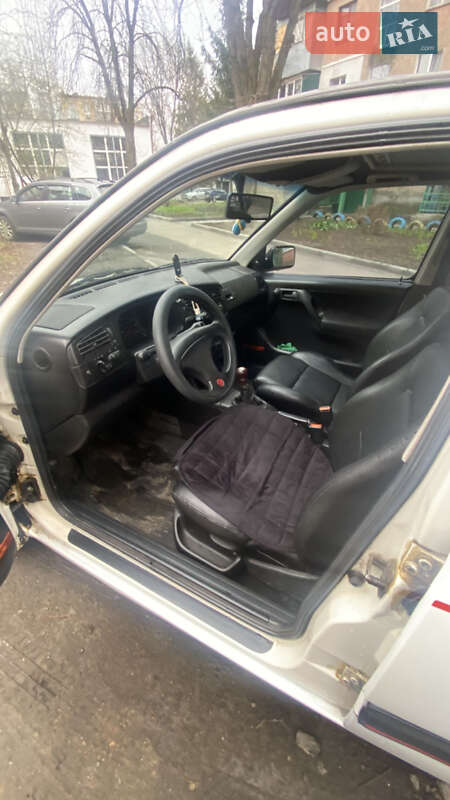 Хэтчбек Volkswagen Golf GTI 1992 в Полтаве