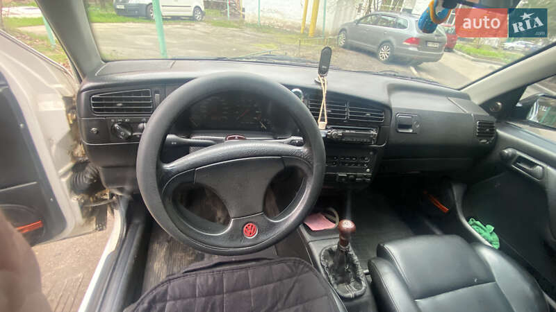Хэтчбек Volkswagen Golf GTI 1992 в Полтаве