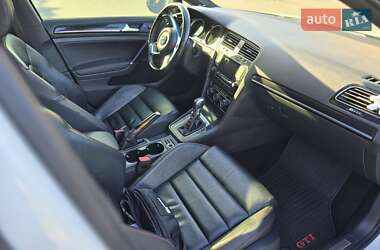 Хэтчбек Volkswagen Golf GTI 2014 в 