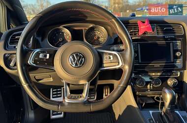 Хетчбек Volkswagen Golf GTI 2018 в 