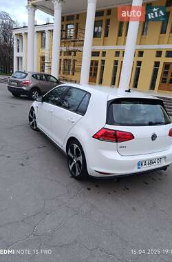 Хетчбек Volkswagen Golf GTI 2017 в 