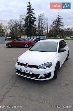 Хетчбек Volkswagen Golf GTI 2017 в 