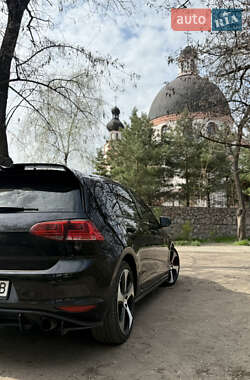 Хэтчбек Volkswagen Golf GTI 2016 в 