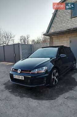 Хэтчбек Volkswagen Golf GTI 2015 в 