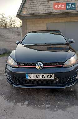 Хэтчбек Volkswagen Golf GTI 2015 в 