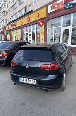 Хэтчбек Volkswagen Golf GTI 2015 в 