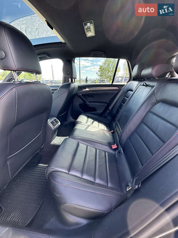 Хетчбек Volkswagen Golf GTI 2019 в Києві
