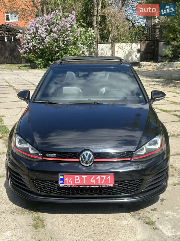 Хэтчбек Volkswagen Golf GTI 2017 в 
