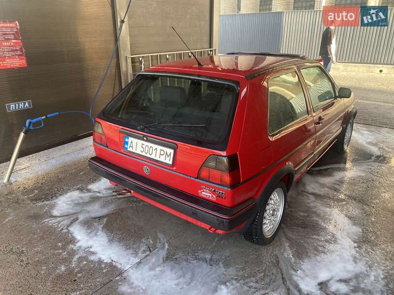 Хэтчбек Volkswagen Golf GTI 1988 в Киеве
