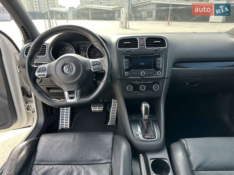 Хэтчбек Volkswagen Golf GTI 2013 в Киеве