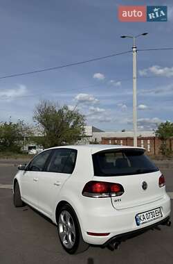 Хэтчбек Volkswagen Golf GTI 2010 в Днепре