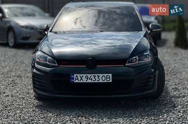 Хетчбек Volkswagen Golf GTI 2014 в 