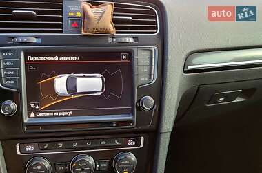 Хетчбек Volkswagen Golf GTI 2015 в 
