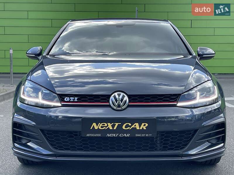 Хетчбек Volkswagen Golf GTI 2017 в Києві
