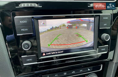 Хэтчбек Volkswagen Golf GTI 2020 в 