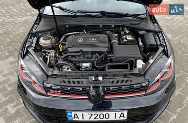 Хэтчбек Volkswagen Golf GTI 2020 в 