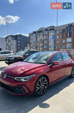 Хетчбек Volkswagen Golf GTI 2022 в 