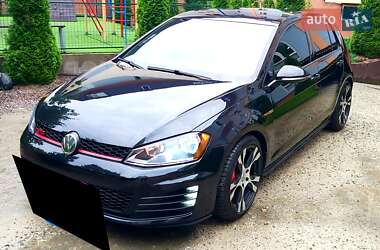 Хетчбек Volkswagen Golf GTI 2015 в Києві