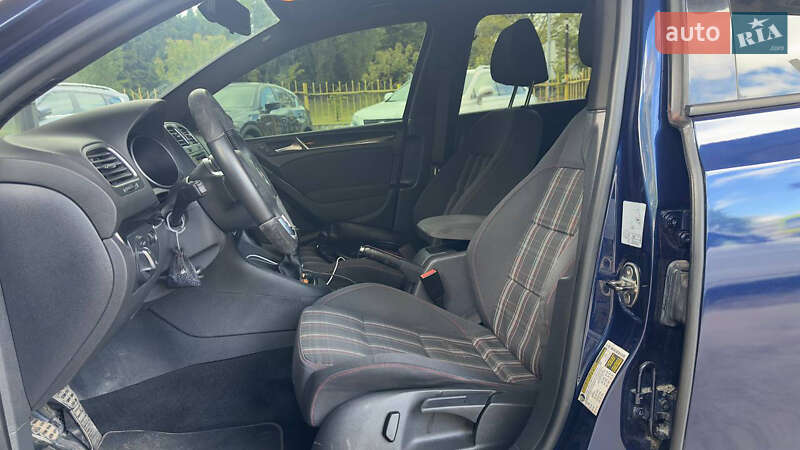 Хетчбек Volkswagen Golf GTI 2011 в Львові