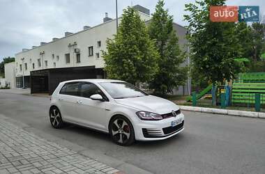 Хэтчбек Volkswagen Golf GTI 2016 в 